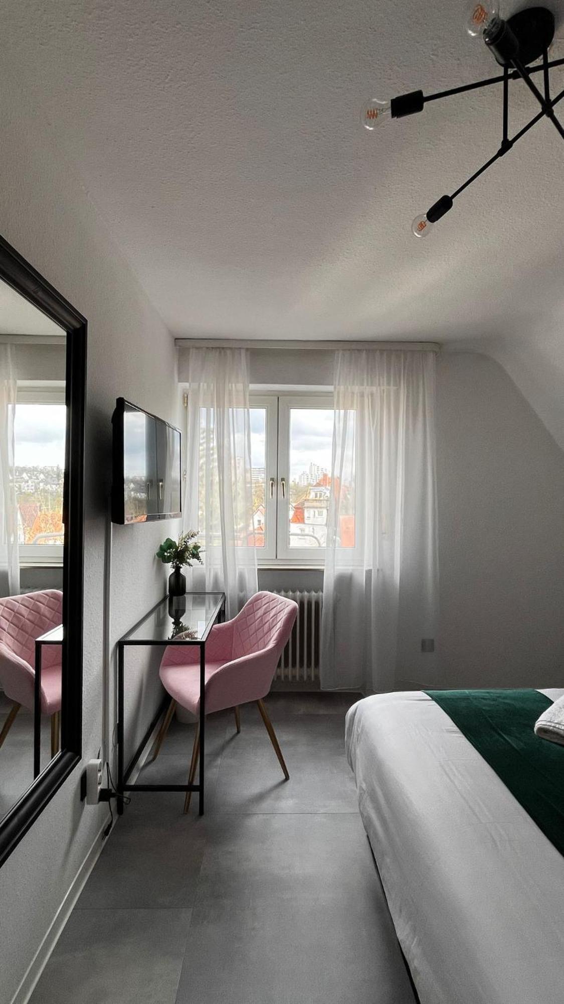 Hola Hotel Stuttgart Штутгарт Экстерьер фото